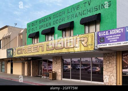 green door vegas dress code swinger's club, Las Vegas, Nevada Stock Photo Cape Sleeves
