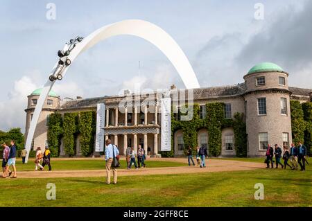 The feature sculpture for the 2014 Goodwood Festival of Speed covers Mercedes' history. Gerry Judah central feature sculpture Stock Photo
