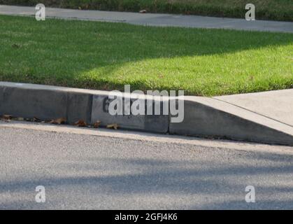 Beverly Hills, California, USA 24th August 2021 A general view of atmosphere of Actress June Collyer, actor Stuart Erwin and Comedian Jack Carter's Former Home/house at 603 N. Foothill Road on August 24, 2021 in Beverly Hills, California, USA. Photo by Barry King/Alamy Stock Photo Stock Photo