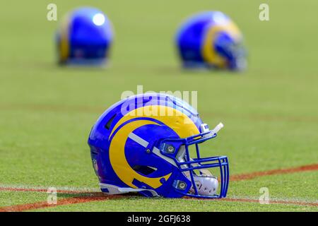 Detailed view of Las Vegas Raiders (left) and Los Angeles Rams helmets and Super  Bowl Vince Lombardi Trophy. Photo via Credit: Newscom/Alamy Live News Stock  Photo - Alamy