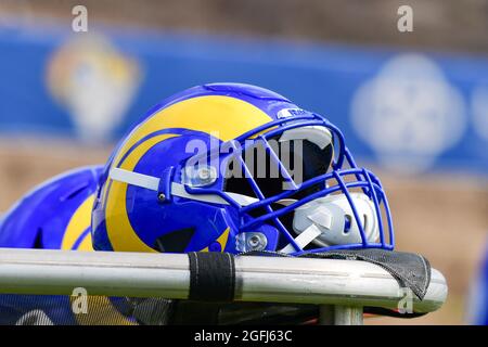 Detailed view of Las Vegas Raiders (left) and Los Angeles Rams helmets and Super  Bowl Vince Lombardi Trophy. Photo via Credit: Newscom/Alamy Live News Stock  Photo - Alamy