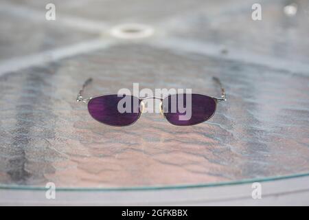 Oakley sunglasses 1990s hi-res stock photography and images - Alamy