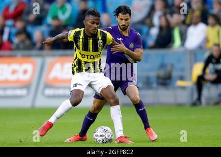 ARNHEM, NETHERLANDS - AUGUST 26: Yann Ghobo of Vitesse and Lior Refaelov of RSC Anderlecht battle for possession during the UEFA Conference League Play-Offs Leg Two match between Vitesse and RSC Anderlecht at the Gelredome on August 26, 2021 in Arnhem, Netherlands (Photo by Peter Lous/Orange Pictures) Stock Photo