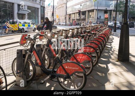 Santander bikes victoria store park