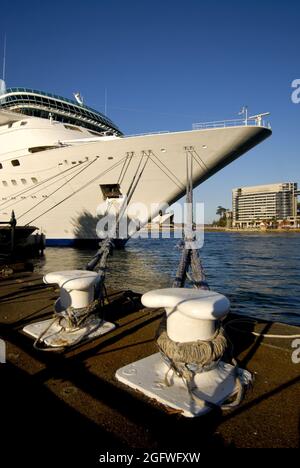 cruise liner in Darling Harbour, Opera House in the background, Australia, Sydney Stock Photo