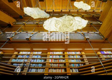 The library in the Jan Michalski Foundation complex is a workspace open to anyone. The Jan Michalski Foundation in Montricher is a place entirely dedi Stock Photo