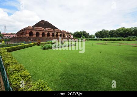 Rasmancha. This Hindu temple was built by Bir Hambir in c.1600 CE. It stands on a raised square (24.5 m x 24.5 m) laterite plinth with a pyramidal sup Stock Photo