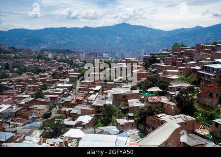 Poor neighborhoods on the slopes of the city of Medellin, Colombia Stock Photo