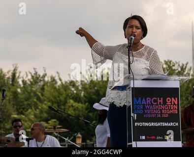 Washington, USA. 26th Aug, 2021. District of Columbia Mayor Muriel Bowser speaks at the National Action Network's March On For Voting Rights event in Washington, DC on August 28, 2021. The march, which brought thousands to Washington, called for the protection of the voting rights of Black Americans and took place on the 58th anniversary of Dr. Martin Luther King, Jr.'s 'I Have a Dream' speech. (Photo by Matthew Rodier/Sipa USA) Credit: Sipa USA/Alamy Live News Stock Photo