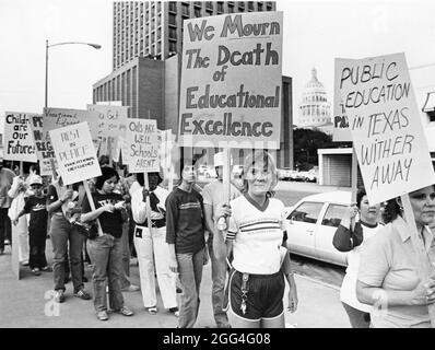 Austin Texas USA, circa 1987: Elementary school children playing on ...