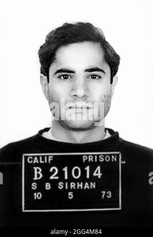 1973 , 5 october , Los Angeles , USA : The Palestinian born Jordanian citizen SIRHAN SIRHAN ( Sirhan Bishara Sirhan , born in 1944 ), Los Angeles Police Department mug shot, the killer who murdered the Senator ROBERT KENNEDY the day June 5, 1968 . Unknown photographer .- BOB - portrait - ritratto  - FOTO SEGNALETICA della POLIZIA  - MUG-SHOT - MUGSHOT - assassino - CRONACA NERA - KILLER - COMPLOT - COMPLOTTO - TERRORISTA - TERRORIST - ERGASTOLO - ERGASTOLANO - carcerato --- Archivio GBB Stock Photo