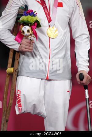 A general view of a gold medal winning Paralympic athlete at the Tokyo Metropolitan Gymnasium during day five of the Tokyo 2020 Paralympic Games in Japan. Picture date: Sunday August 29, 2021. Stock Photo