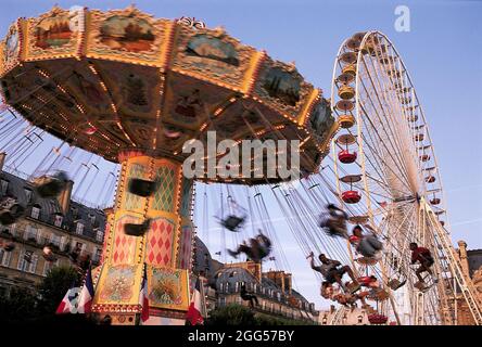 FRANCE. PARIS (75) 1ST ARR. THE MERRY-GO-ROUND IN THE TUILLERIES GARDENS Stock Photo