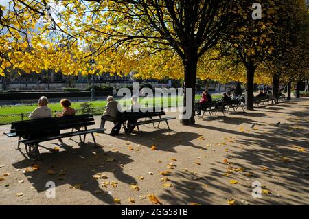 FRANCE. PARIS (75) 4TH ARR. ILE DE LA CITE. JOHN XXIII PUBLIC GARDEN Stock Photo