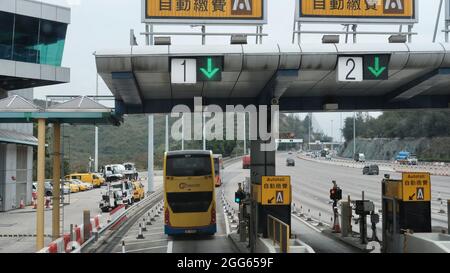 Airport Bus Route into Hong Kong Stock Photo