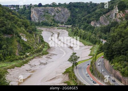 Bristol, UK. 15th Aug, 2021. River Avon at low tide with visible mud banks in Bristol. (Photo by Dinendra Haria /SOPA Images/Sipa USA) Credit: Sipa USA/Alamy Live News Stock Photo