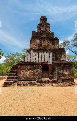 Satmahal Prasada tower 12th century step pyramid in Quadrangle, Polonnaruwa, Sri Lanka Stock Photo