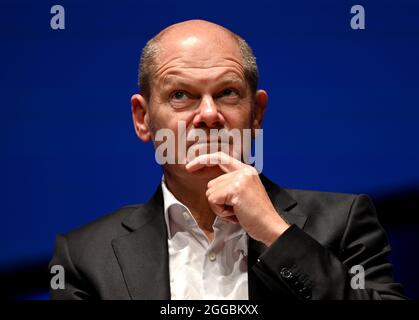 Potsdam, Germany. 30th Aug, 2021. Olaf Scholz (SPD), candidate for Federal Chancellor, takes part in the discussion round of the Märkische Allgemeine Zeitung. Credit: Britta Pedersen/dpa-Zentralbild/dpa/Alamy Live News Stock Photo