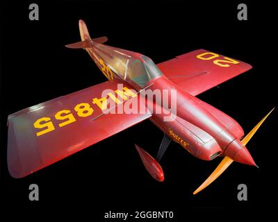 Single-seat mid-wing monoplane racer; painted red overall. Wingspan: 4.59 m (15 ft. 1 in.);Length: 5.31 m (17 ft. 5 in.);Height: 1.22 m (4 ft.);Weight: 227 kg (500 lb.) empty;Engine: Continental 85 hp&quot;. The aircraft that enjoyed what was perhaps the longest and most sucessful career in air racing history was Steve Wittman's Chief Oshkosh, known in the post-World War II era as Buster. From 1931 until its retirement in 1954, this midget racer set records and took numerous trophies in class races and free-for-alls. Although Wittman was plagued with several problems in this, his first homebui Stock Photo