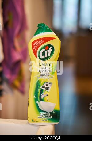 Poznan Poland Nov 2017 Cif Cream Cleaning Product Kitchen Bathroom – Stock  Editorial Photo © Wirestock #502667796