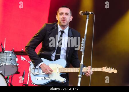 Portsmouth, UK. 29th Aug, 2021. English musician singer songwriter and mod revivalist Miles Peter Kane performs live on stage with Indie rock band Miles Kane during the Victorious Festival. (Photo by Dawn Fletcher-Park/SOPA Images/Sipa USA) Credit: Sipa USA/Alamy Live News Stock Photo