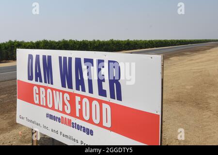 sign throughout central valley of California during 8 year drought for all business Stock Photo