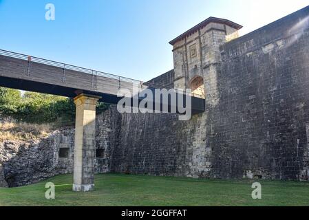 Hondarribia, Spain - 29 Aug 2021: San Nikolas gate at the entrance to old town Hondarribia Stock Photo