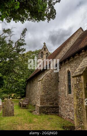 St Peter's Church in Monks Horton near Hythe in Kent, England Stock Photo