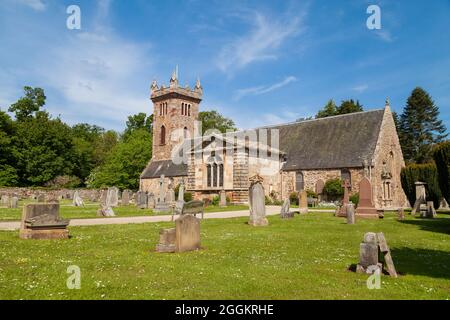 Dirleton Kirk / church in the village of Dirleton, in East Lothian, Scotland Stock Photo