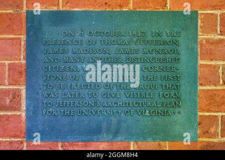 Brass plaque hi-res stock photography and images - Alamy