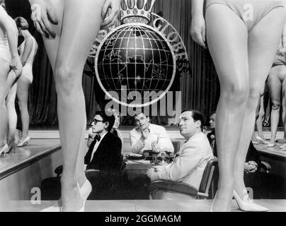 Edmund Purdom, Ian Hendry, on-set of the Film, 'Contest Girl', aka 'The Beauty Jungle', Rank Film Distributors, 1964 Stock Photo