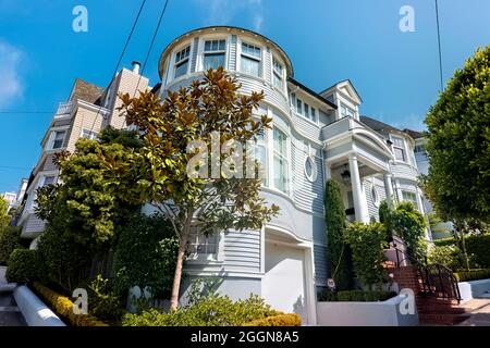 The Victorian home used in Robin Williams’ Mrs. Doubtfire, San Francisco, California, U.S.A Stock Photo