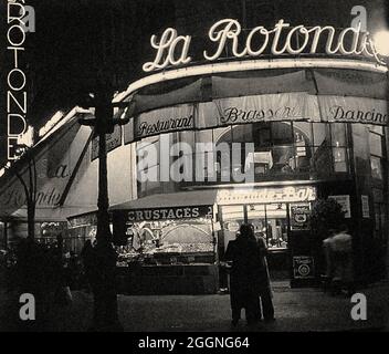 La Rotonde, Boulevard du Montparnasse. Museum: PRIVATE COLLECTION. Author: ANONYMOUS. Stock Photo