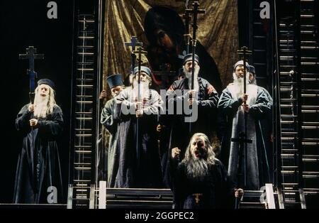 front centre: Gwynne Howell (Dosifey) with fellow Old Believers in KHOVANSHCHINA performed by English National Opera (ENO) at the London Coliseum, London WC2  24/11/1994  music & libretto: Modest Mussorgsky  orchestration: Dmitri Shostakovitch  conductor: Sian Edwards  design: Alison Chitty  lighting: Paul Pyant  choreographer: Lea Anderson  director: Francesca Zambello