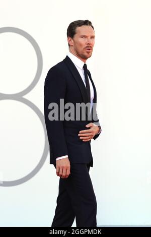 Italy, Lido di Venezia, September 2, 2021 : Benedict Cumberbatch attends the red carpet of the movie 'The Power of the Dog' during the 78th Venice International Film Festival on September 01, 2021 in Venice, Italy.   Photo © Ottavia Da Re/Sintesi/Alamy Live News Stock Photo