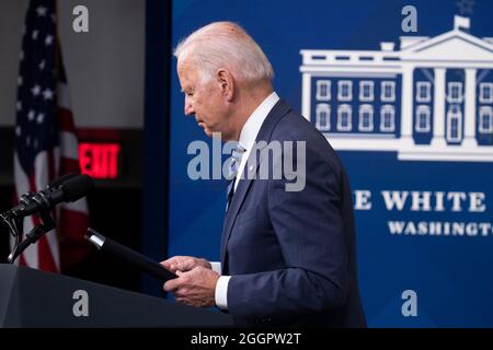 US President Joe Biden delivers his first State of the Union Address ...
