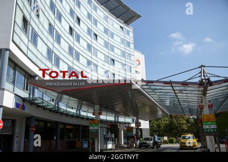 Berlin, Germany. 02nd Sep, 2021. Total gas station in the Prenzlauer Berg district. Credit: Carsten Koall/dpa/Alamy Live News Stock Photo