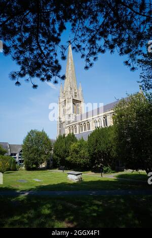 St Martin's church and spire in the centre of Dorking, Surrey Stock Photo