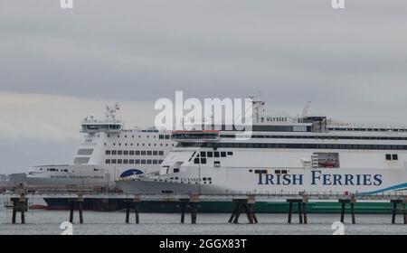 Irish Ferry leaving Holyhead bound for Dublin Stock Photo