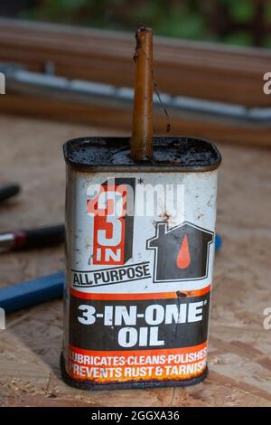 3 in 1 Oil Can 