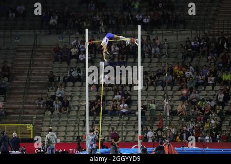 Brussels, Belgium. 3rd Sep, 2021. Armand Duplantis of Sweden competes during the men's pole vault final at the World Athletics Wanda Diamond League in Brussels, Belgium, Sept. 3, 2021. Credit: Zheng Huansong/Xinhua/Alamy Live News Stock Photo