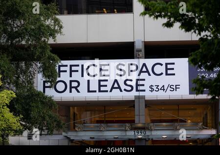 Washington DC, USA. 3rd Sep, 2021. Photo taken on Sept. 3, 2021 shows a leasing notice in Washington, DC, the United States. U.S. employers added fewer-than-expected 235,000 jobs in August, indicating a marked slowdown in job growth amid a Delta variant-fueled COVID-19 surge, the U.S. Labor Department reported Friday. The latest figure was less than a quarter of the upwardly revised job gain of 1.1 million in July, and followed a revised job gain of 962,000 in June. Credit: Liu Jie/Xinhua/Alamy Live News Stock Photo