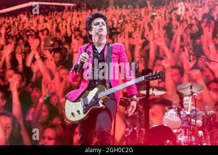 AUGUST 27 - SAN FRANCISCO, CA: Vocalist and guitarist Billie Joe Armstrong Green Day performs at Oracle Park on August 27, 2021 in San Francisco, California. Credit: Raymond Ahner/The Photo Access Stock Photo