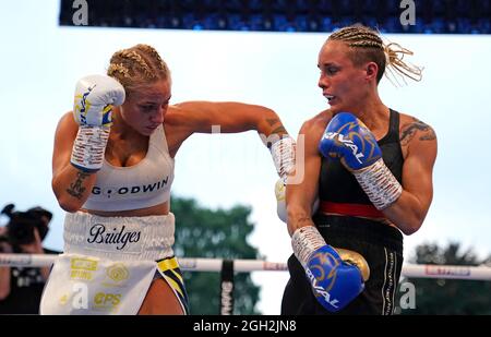 mailys-gangloff-and-ebanie-bridges-during-the-weigh-in-at-the-new-dock
