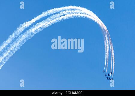 Planes of the The Canadian Forces (CF) Snowbirds, 431 Air Demonstration Squadron flying in formation during the Canadian International Air Show (CIAS) Stock Photo