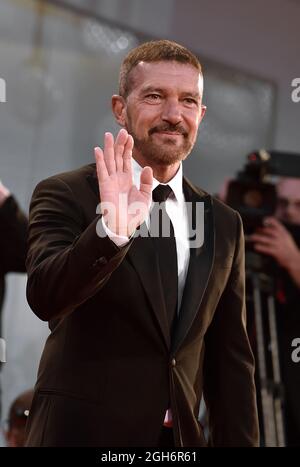 Venice, Italy. 04th Sep, 2021. VENICE, ITALY - SEPTEMBER 04 Antonio Banderas attends the red carpet of the movie 'Last Night In Soho' during the 78th Venice International Film Festival on September 04, 2021 in Venice, Italy. Credit: dpa/Alamy Live News Stock Photo