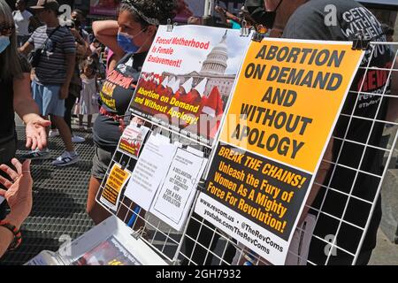 New York, New York, USA. 4th Sep, 2021. 30 or so protesters in Times Square protesting the anti abortion law in Texas asking for abortion on demand and upholding the rights of women. Texas Gov. Greg Abbott signed Texas Law 8 restricting abortions to 6 weeks. (Credit Image: © Milo Hess/ZUMA Press Wire) Stock Photo