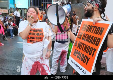 New York, New York, USA. 4th Sep, 2021. 30 or so protesters in Times Square protesting the anti abortion law in Texas asking for abortion on demand and upholding the rights of women. Texas Gov. Greg Abbott signed Texas Law 8 restricting abortions to 6 weeks. (Credit Image: © Milo Hess/ZUMA Press Wire) Stock Photo