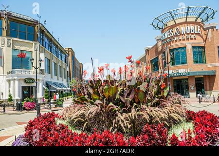 Ohio Westlake,Crocker Park,shopping mall shops stores landscaping Stock Photo