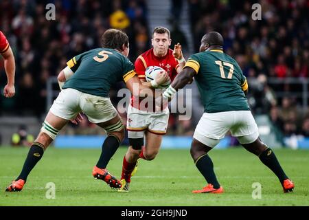 Image #: 40245562    Oct. 17, 2015 - London, United Kingdom - Wales' Gareth Davies can't get through South Africa's Trevor Nyakane and South Africa's Lodewyk De Jager - Rugby World Cup 2015 - Quarter-Final 01 - South Africa v Wales - Twickenham Stadium - London- England - 17th October 2015. Stock Photo
